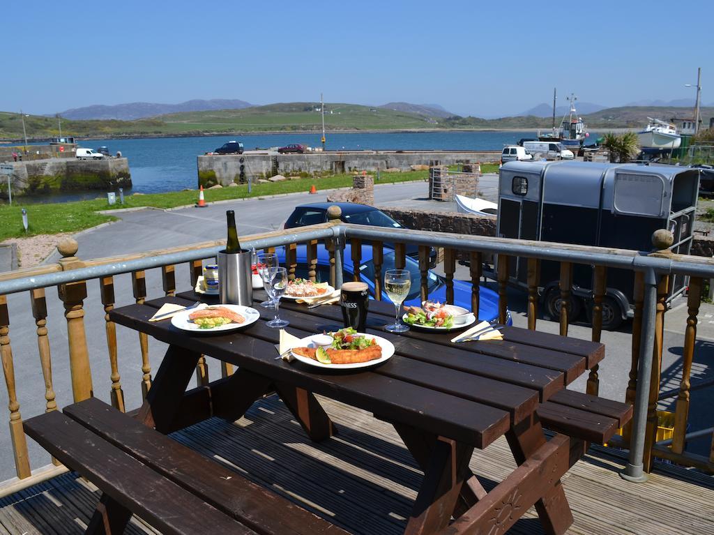 Oliver'S Seafood Bar, Bed & Breakfast Cleggan Exteriér fotografie
